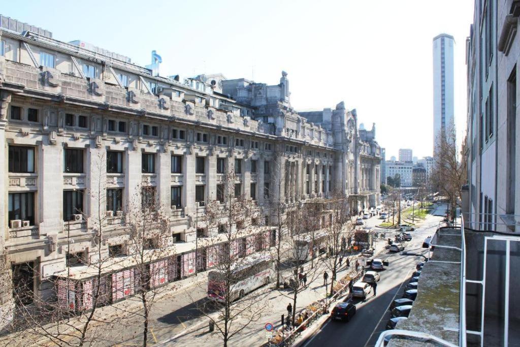 Guesthouse Central Station Group - Via Sammartini 15 Mailand Exterior foto