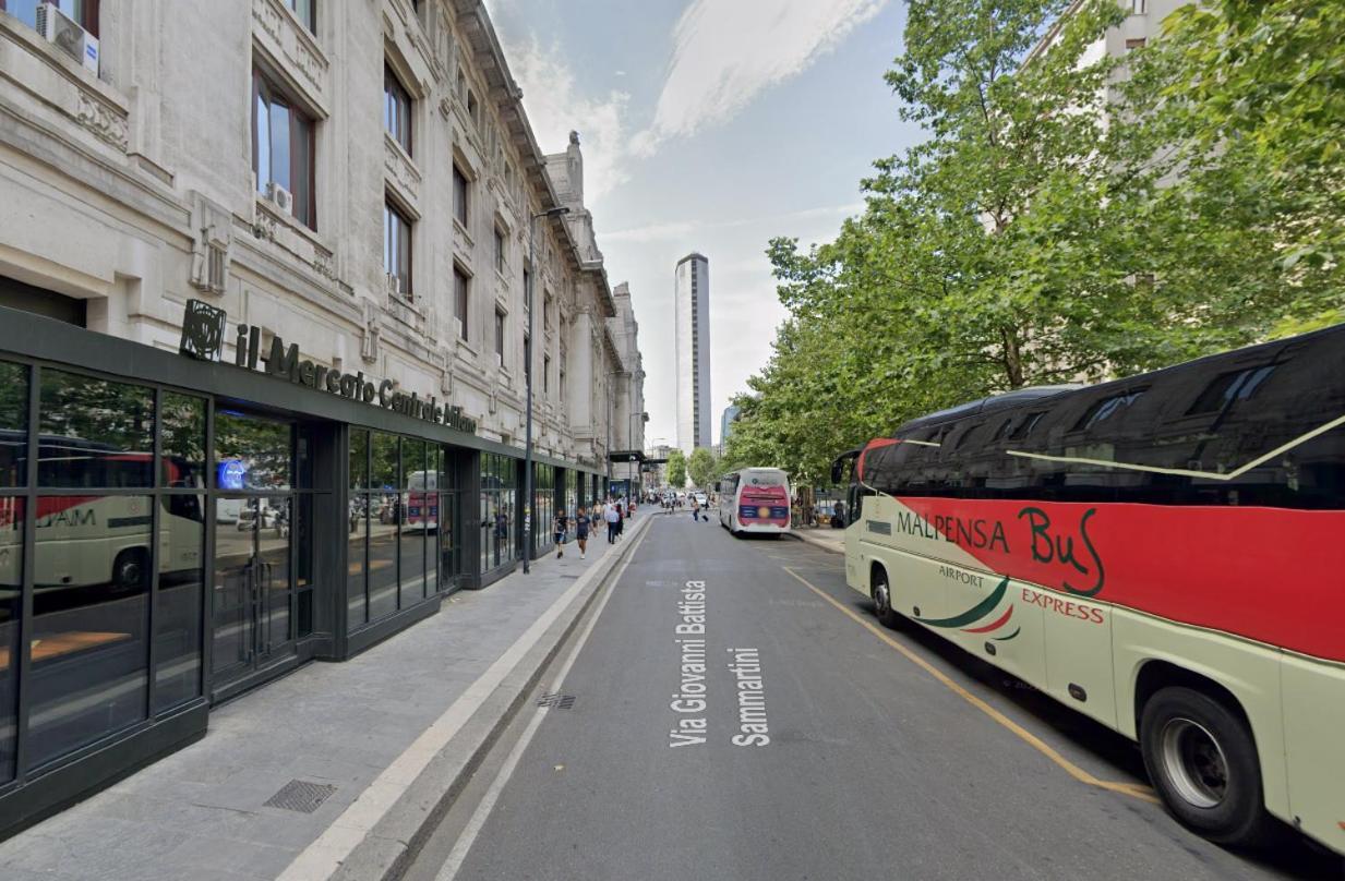 Guesthouse Central Station Group - Via Sammartini 15 Mailand Exterior foto